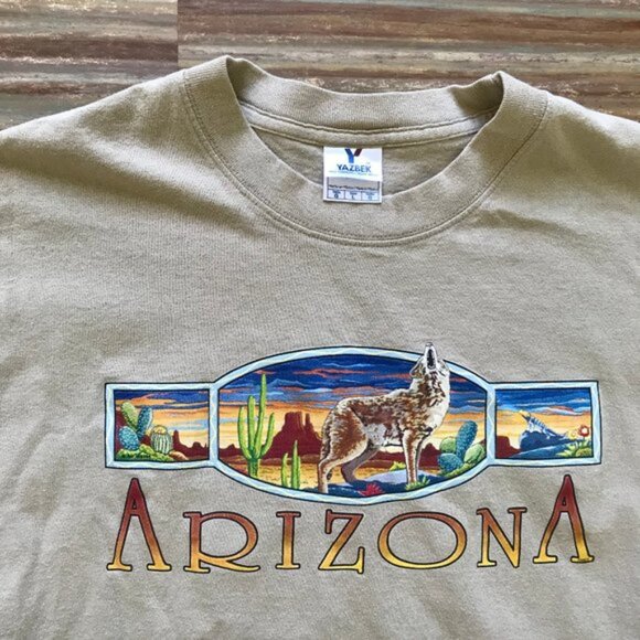Arizona Beige T-Shirt Southwestern Desert Coyote Print Vintage Air Waves - Picture 4 of 6